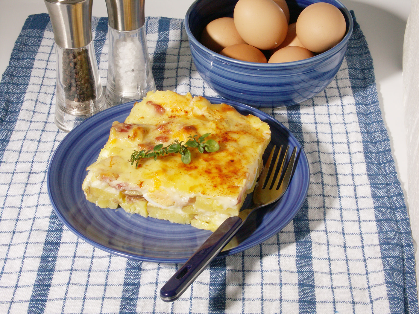 Bacon & Egg Red Jackets Bake