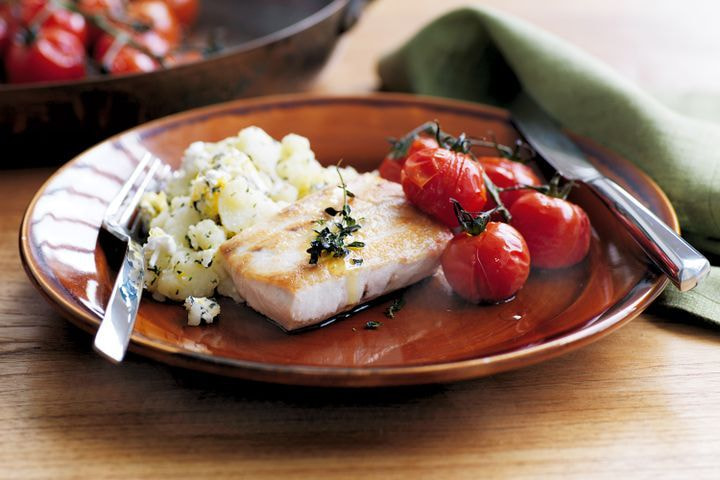 Kingfish and crushed potatoes with goat's cheese