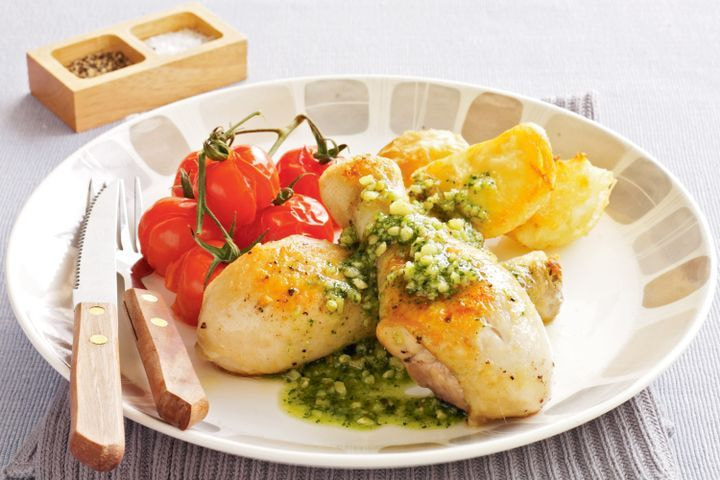 Baked chicken with pesto
