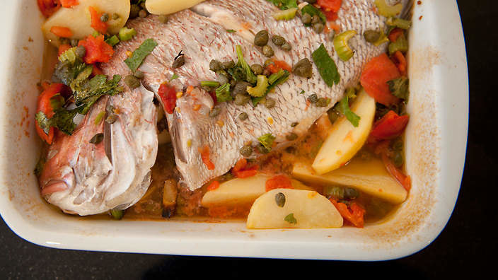 Baked snapper with potatoes