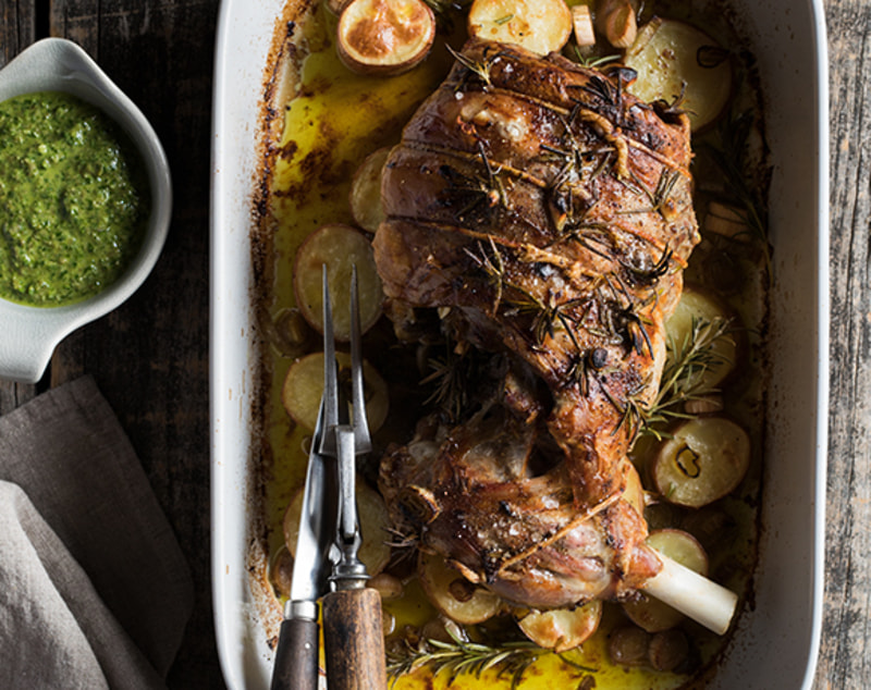 Roast Lamb with Potatoes and Leeks