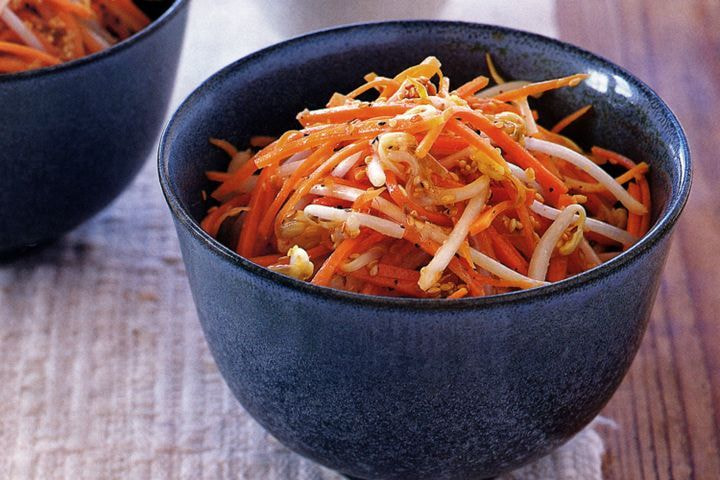 Carrot and ginger salad
