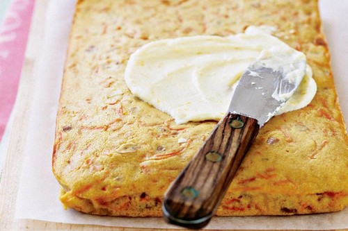 Carrot and pecan slice