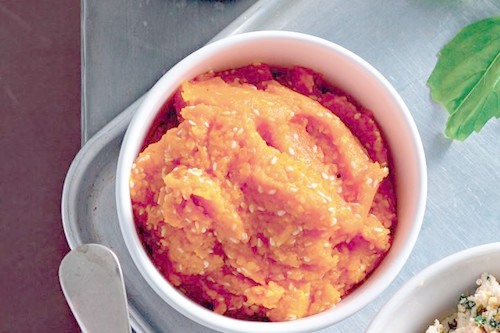 Ravioli with carrot, ginger and sesame