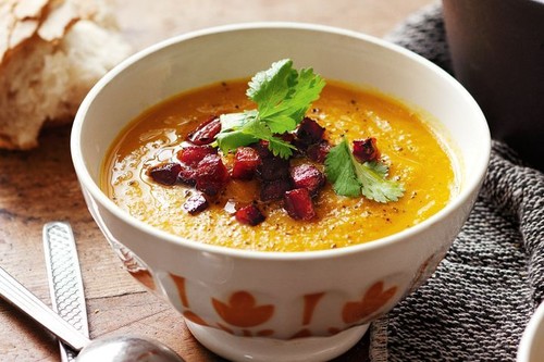 Carrot & chorizo soup