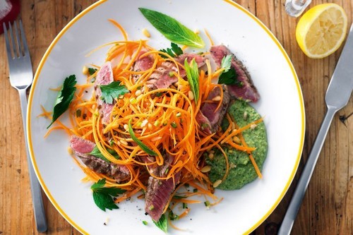 Spiced lamb with carrot salad and minted hummus