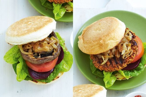 Beef/mushroom and caramelised onion burgers