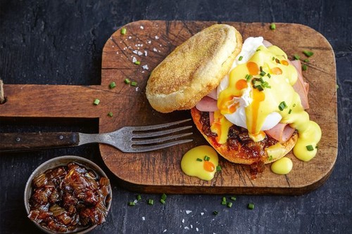 'Naughty' eggs benedict with onion jam